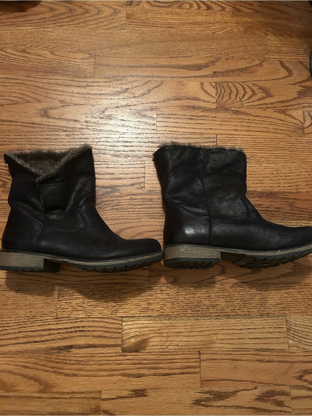 Candies Women’s Sz 9 Black Y2K Early 2000s Inspired Booties W/ Faux Fur Accents